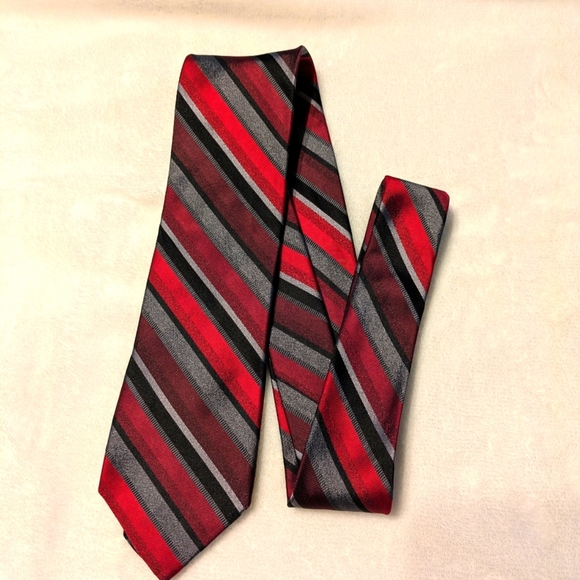 Calvin Klein Red and Black Silk Striped Tie - Picture 1 of 7